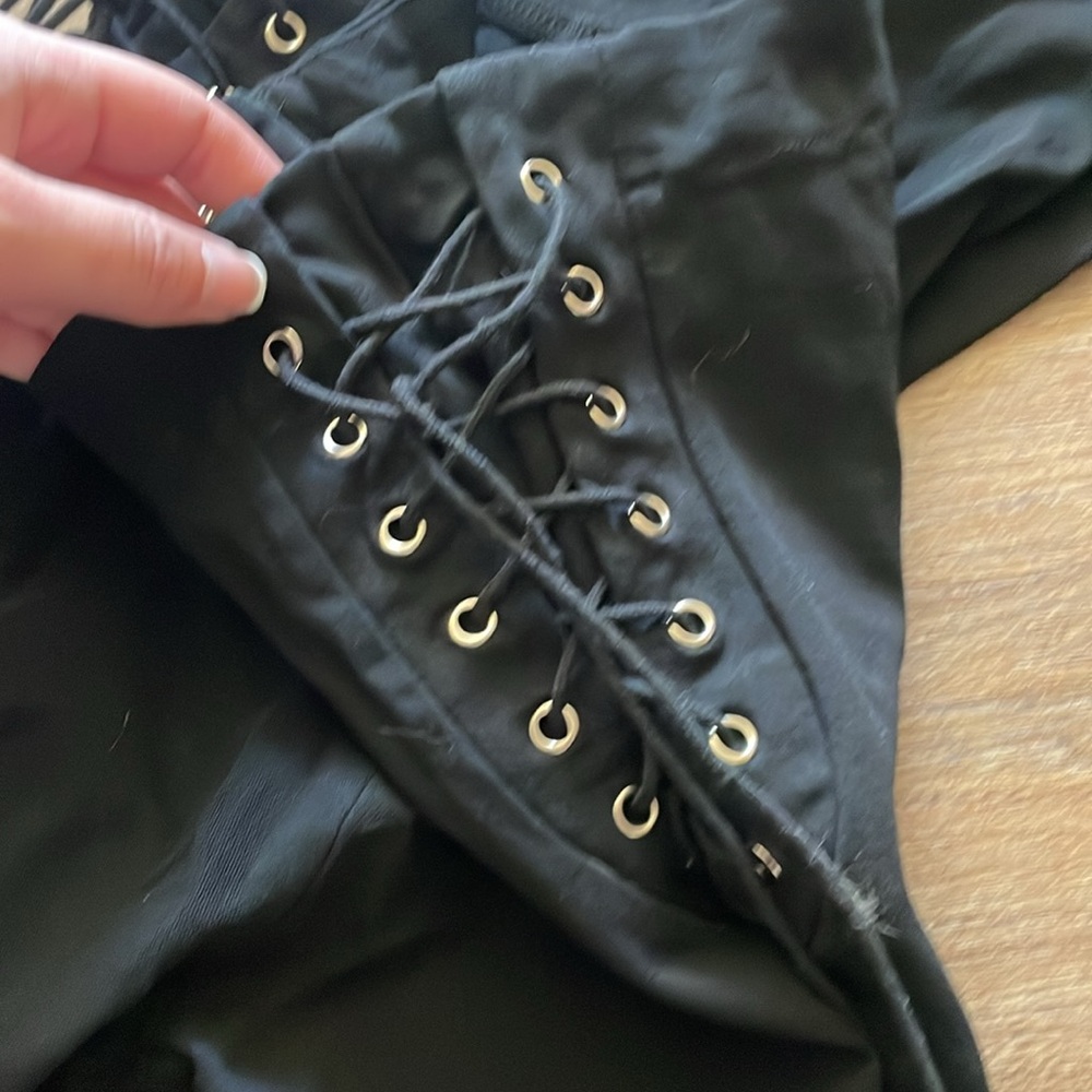 Bebe Lace Up side pants - Picture 2 of 2
